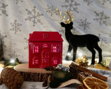 Load image into Gallery viewer, Cosy Christmas House Burner
